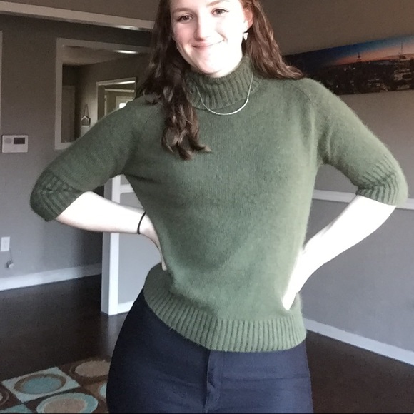 Green Quarter-Sleeve Turtleneck - Picture 3 of 4
